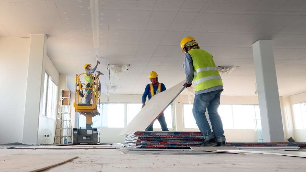 La reforma laboral afectará a más de 300.000 trabajadores de la construcción